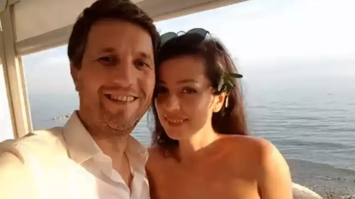 Gestul făcut de Olivia Steer înainte să se afle despre presupusul divorț dintre ea și Andi Moisescu. Ce se ascunde în spatele deciziei sale