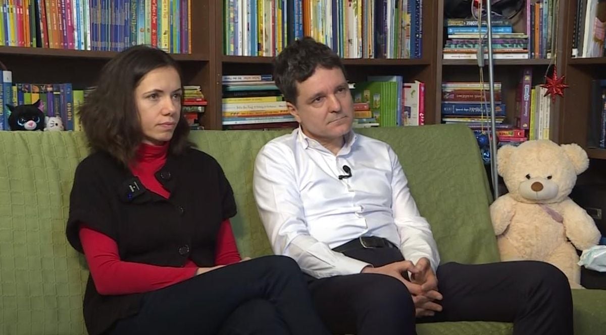 Câți bani plătește chirie Nicușor Dan pentru mansarda din sectorul 5 din București în care locuiește alături de familia lui. Cum arată locuința