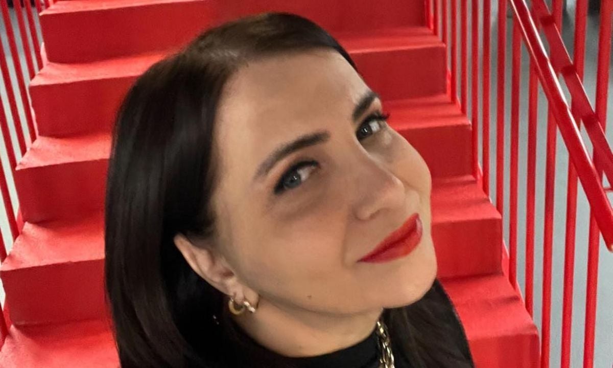 Carmen Șerban, de nerecunoscut în cea mai recentă fotografie: „Arăți bestial”. Ce a făcut vedeta pentru a-și schimba aspectul fizic