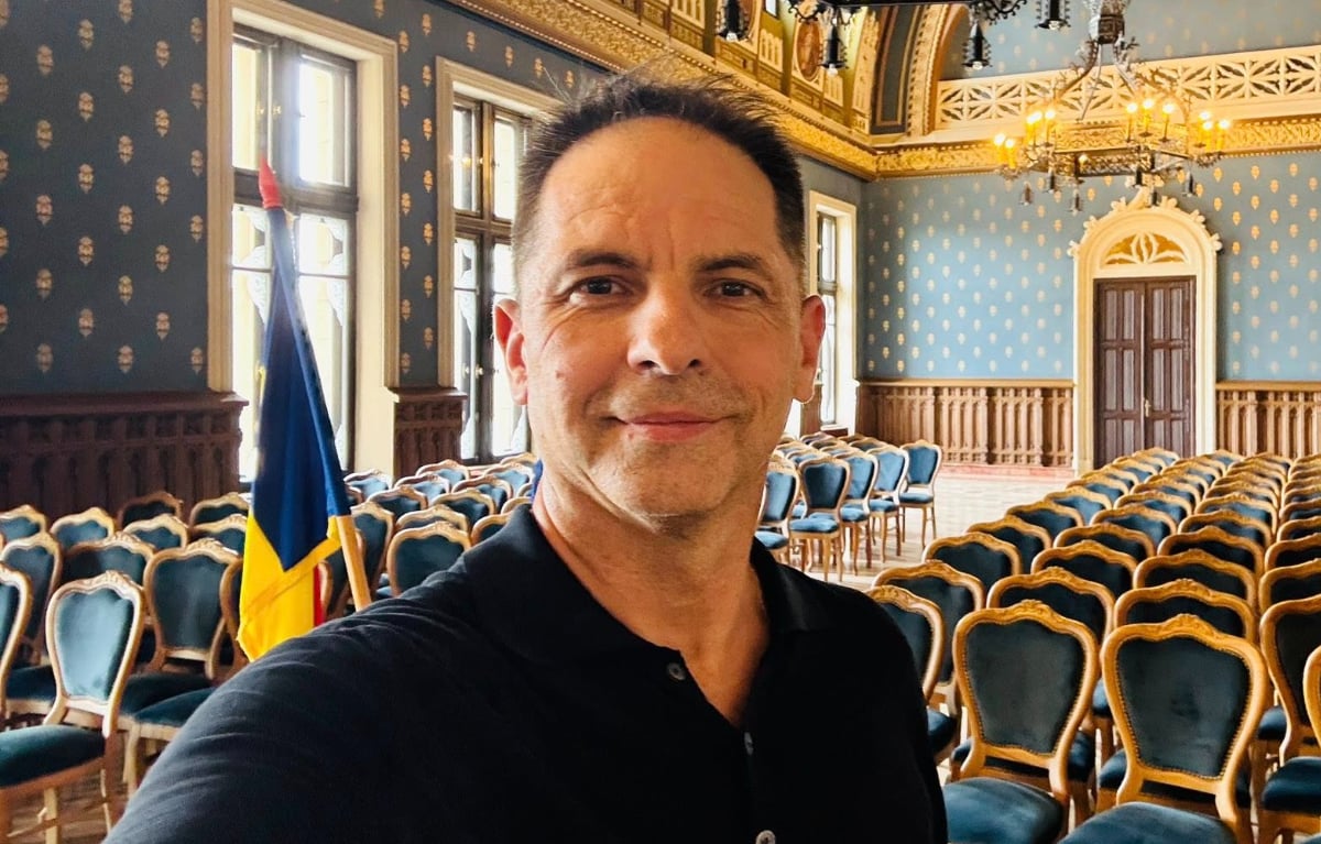 Dan Negru, mesaj ironic: „Suntem de râsu’ curcilor! N-o fi mai bine să rămânem la «Insula Iubirii»”. Ce l-a deranjat de această dată