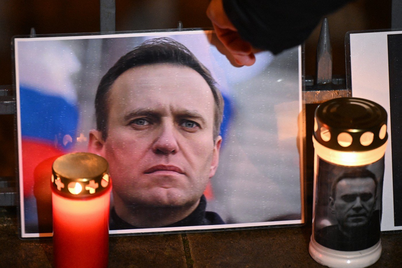Navalnîi era la câteva zile distanță de a fi eliberat într-un schimb de prizonieri, spune o aliată a opozantului. Ea îl acuză pe Putin de crimă