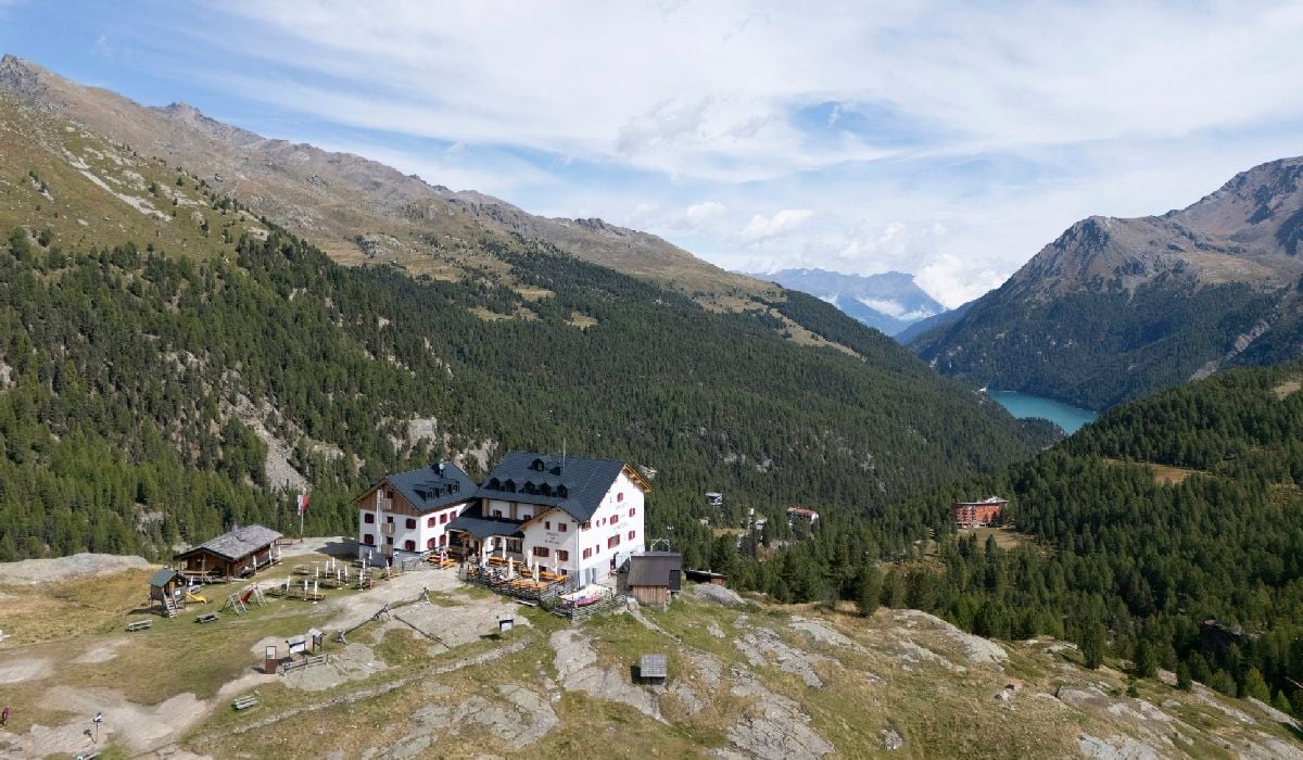 O lună la munte cu masă și cazare gratuite, plus 400 de euro pentru participare. Cercetători din Italia caută voluntari