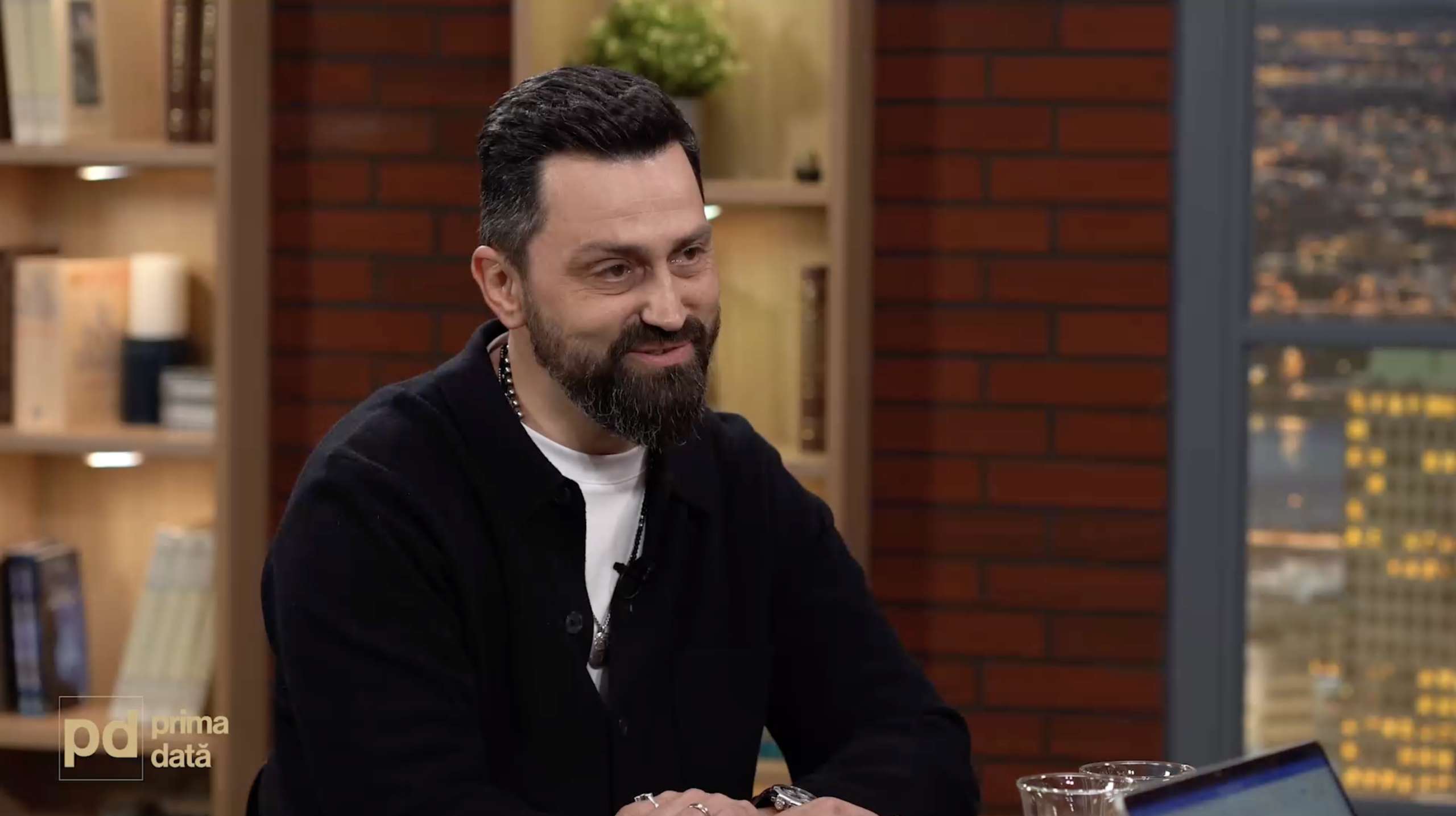 Chef Orlando Zaharia, povestea din spatele succesului: de la trezit la 5 dimineața la bucătăriile de top. „La 16 ani, eram pe picioarele mele”